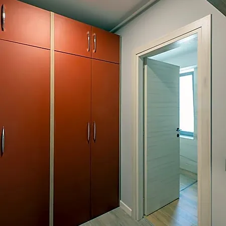 Hotel L&c By Zora Apartament,pe Plaja Constanta