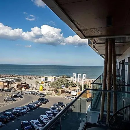 Hotel L&c By Zora Apartament,pe Plaja