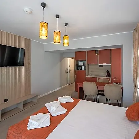 Hotel L&c By Zora Apartament,pe Plaja 3*