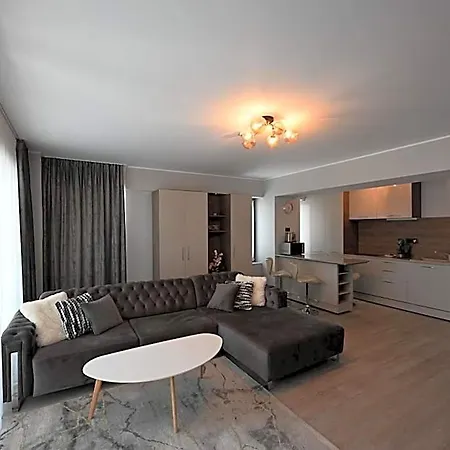 Hotel L&c By Zora Apartament,pe Plaja Constanta